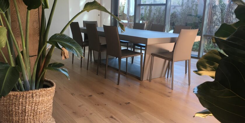 Instalación de tarima de lama ancha